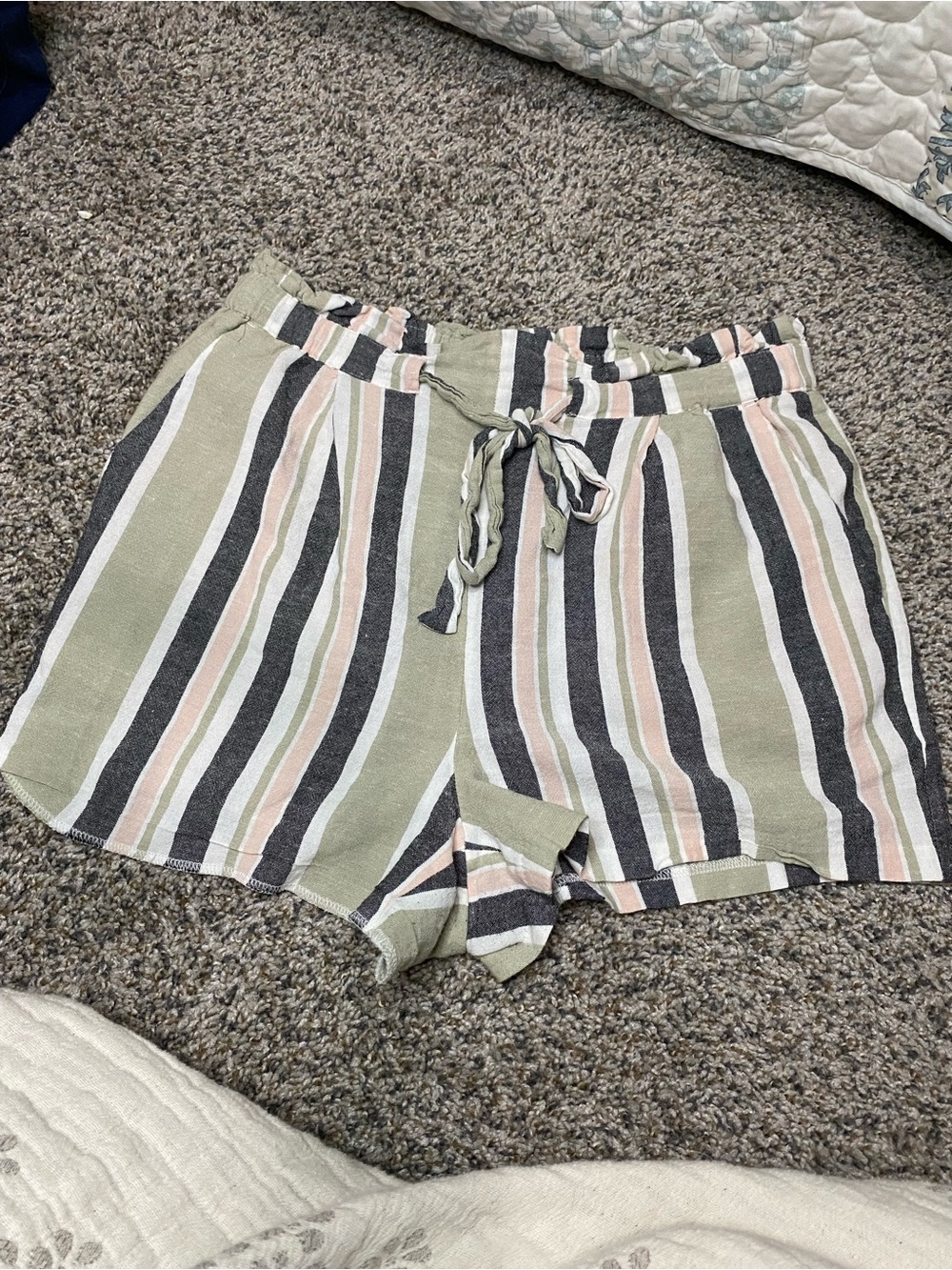 Express linen blend women’s striped summer shorts drawstring paper bag waist Sm